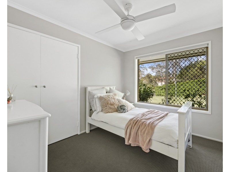 4 Echidna Crescent, Top Camp QLD 4350