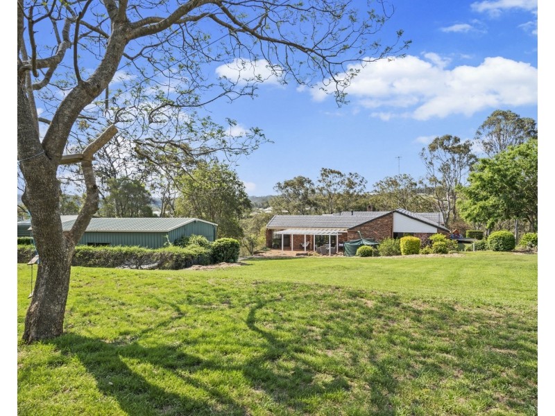 4 Echidna Crescent, Top Camp QLD 4350