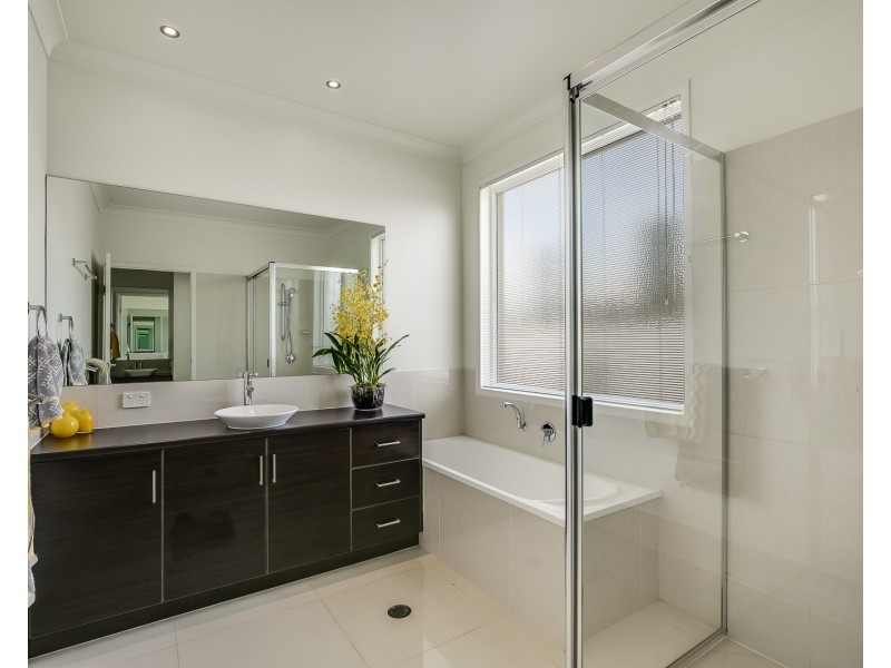 3 Courtney Close, Rangeville QLD 4350