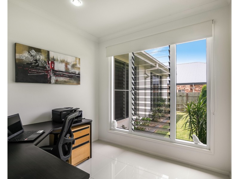 3 Courtney Close, Rangeville QLD 4350