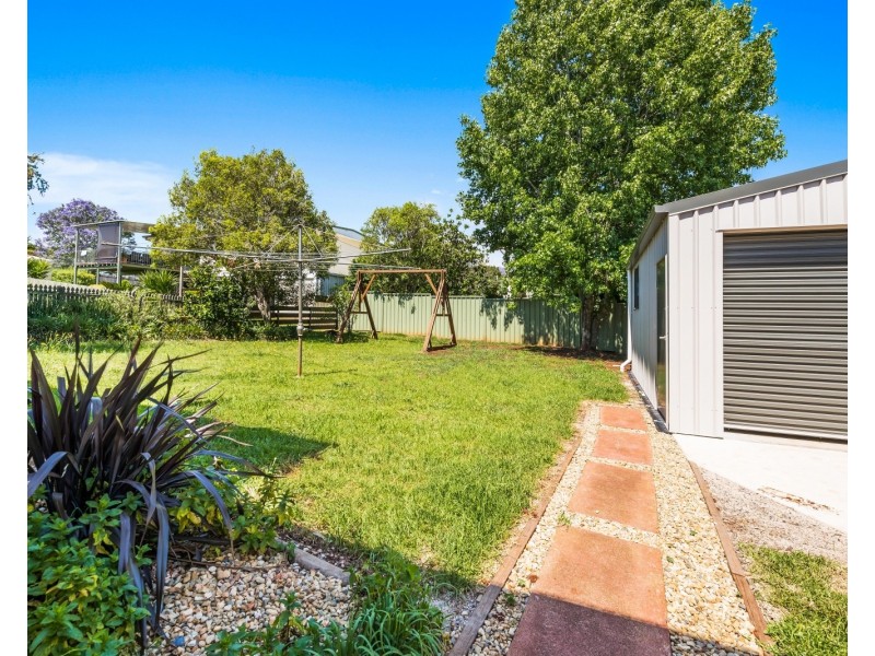 12 Elworthy Street, Harlaxton QLD 4350