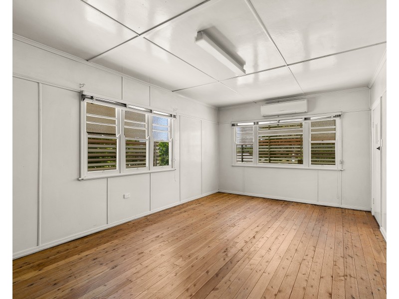 26 Mabel Street, Harlaxton QLD 4350