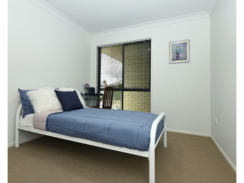 1/204 Stenner Street, Middle Ridge QLD 4350