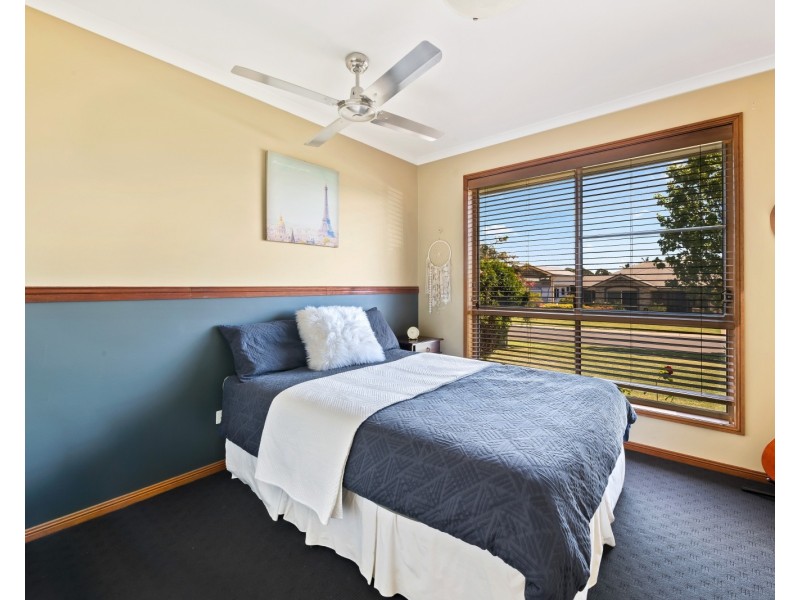 10 Pearl Court, Rangeville QLD 4350