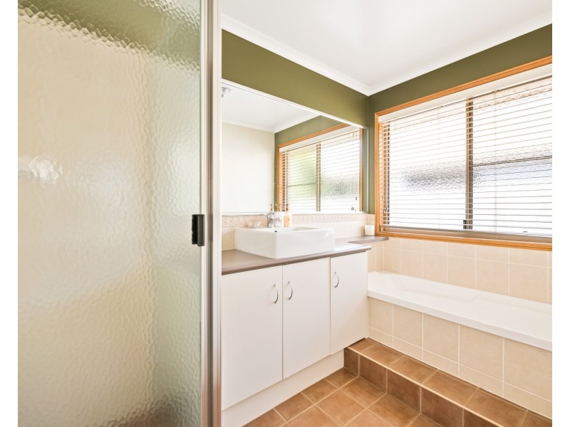 10 Pearl Court, Rangeville QLD 4350