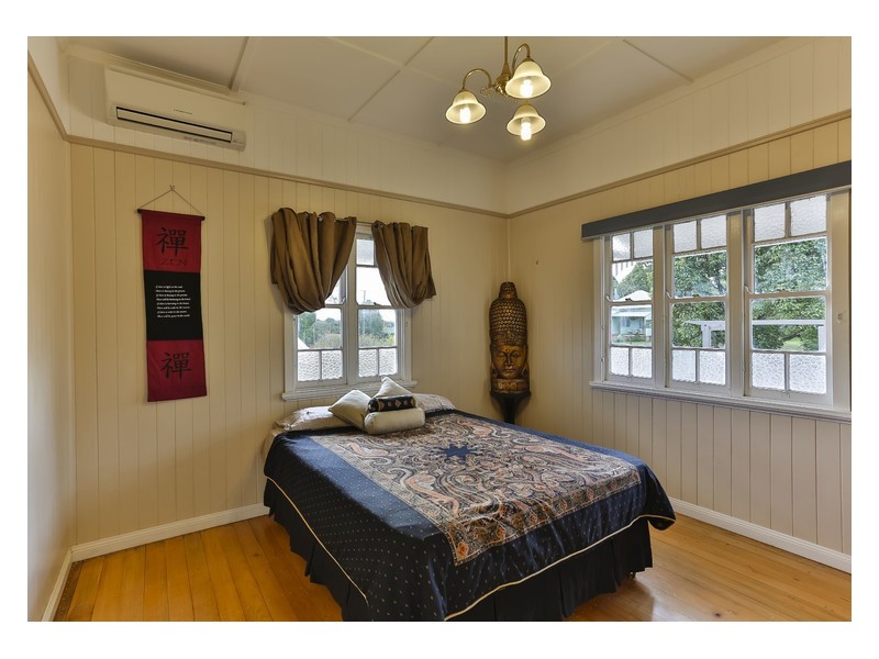 72 James Street, Rangeville QLD 4350
