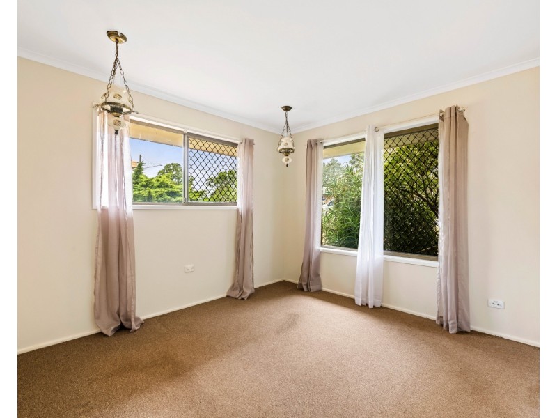 11 Ansett Court, Wilsonton QLD 4350