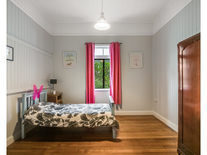 9 Ipswich Street, East Toowoomba QLD 4350