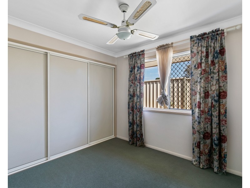 4a Hursley Road, Newtown QLD 4350