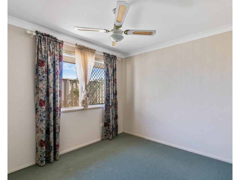 4a Hursley Road, Newtown QLD 4350