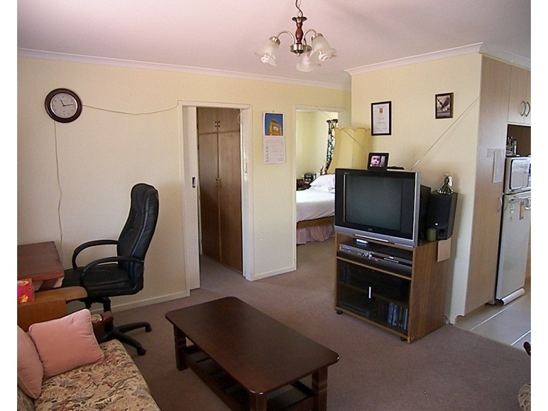 1/501 Stenner Street, Harristown QLD 4350