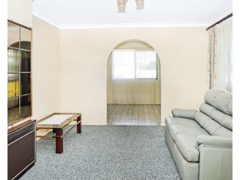 13 Zoe Court, Centenary Heights QLD 4350