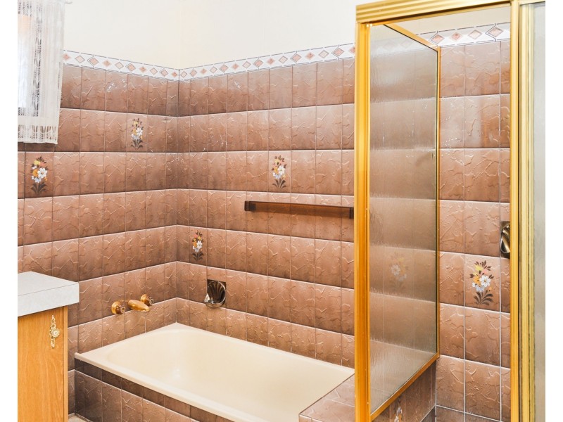 13 Zoe Court, Centenary Heights QLD 4350