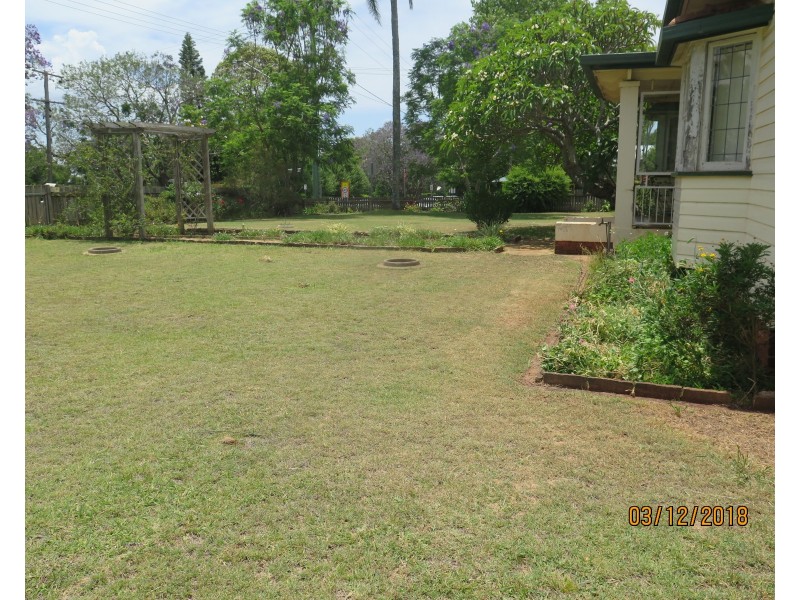 16 Bridge Street, East Toowoomba QLD 4350