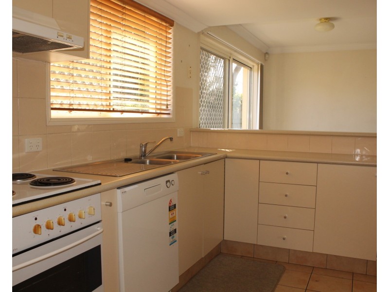 2/5a Frederick Street, East Toowoomba QLD 4350