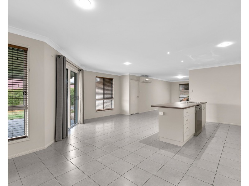 7 Bulloo Street, Glenvale QLD 4350