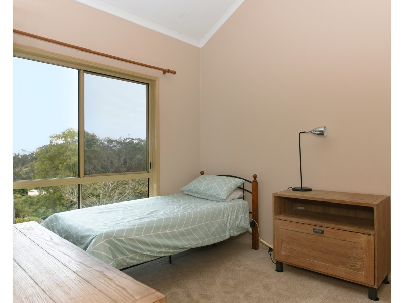 10 Buena Vista Crescent, Blue Mountain Heights QLD 4350