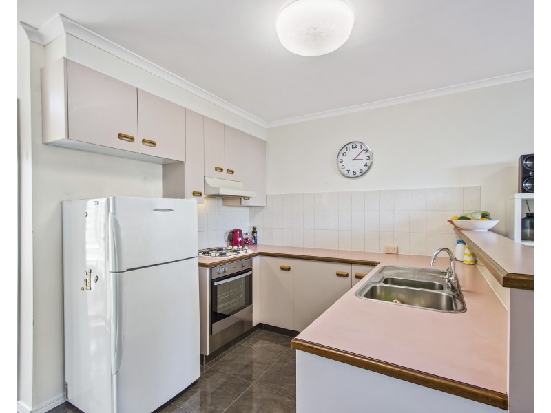 8/247 Herries Street, Newtown QLD 4350
