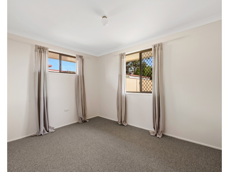 18 Banksia Street, Harristown QLD 4350