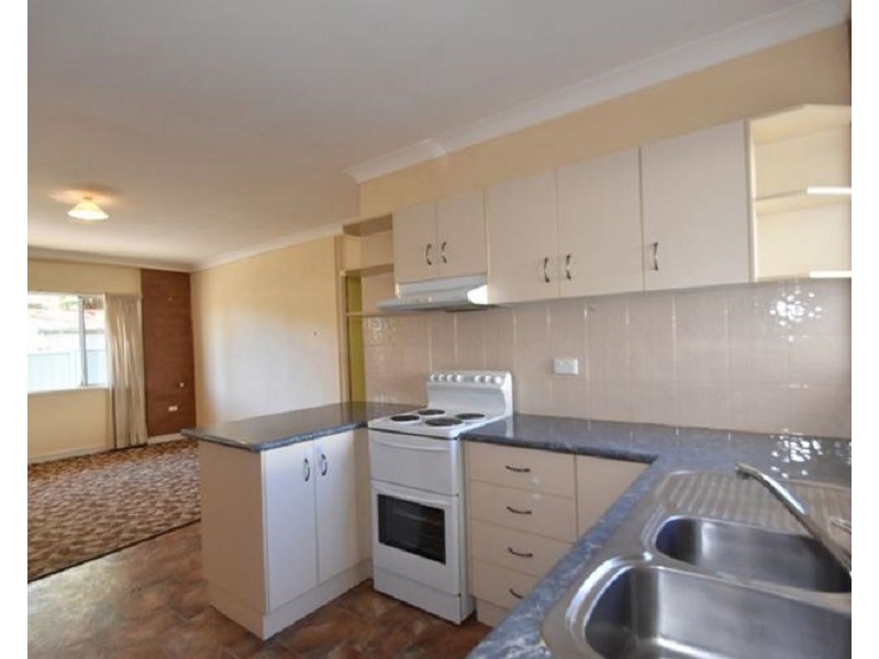 3/277 Bridge Street, Newtown QLD 4350