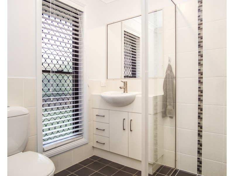 10 Jenna Court, Highfields QLD 4352