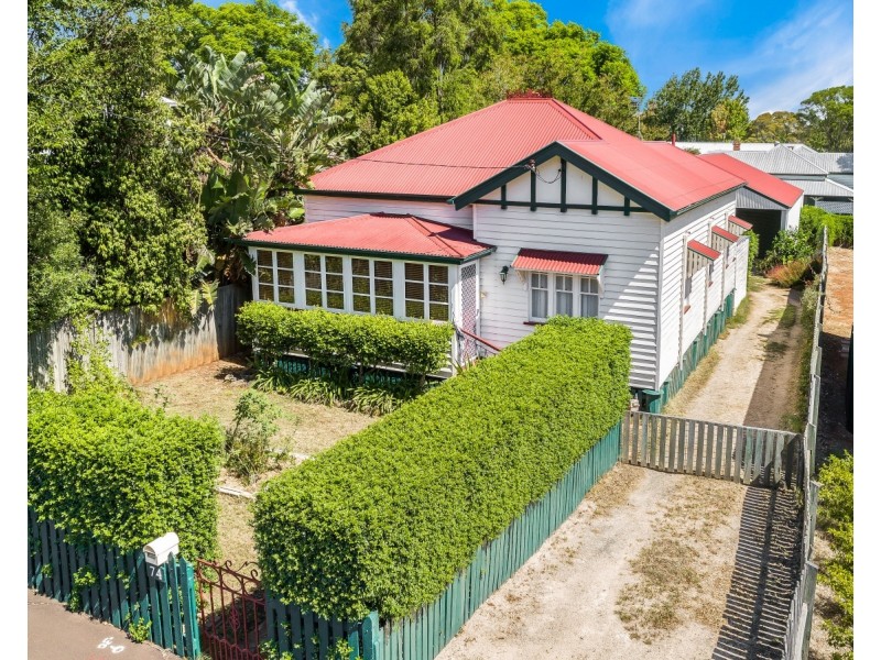 74 Bridge Street, East Toowoomba QLD 4350