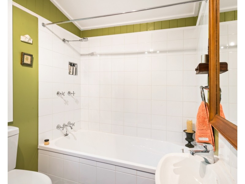 74 Bridge Street, East Toowoomba QLD 4350