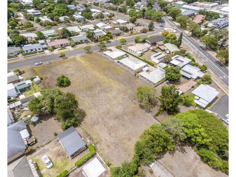 6-10 Hursley Road, Newtown QLD 4350