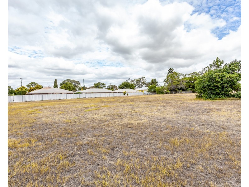 6-10 Hursley Road, Newtown QLD 4350
