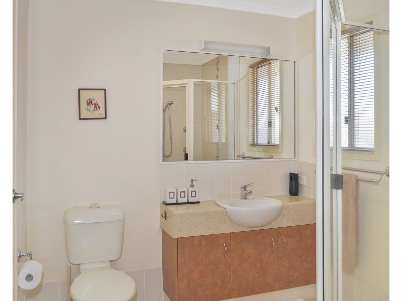 106/303 Spring Street, Kearneys Spring QLD 4350