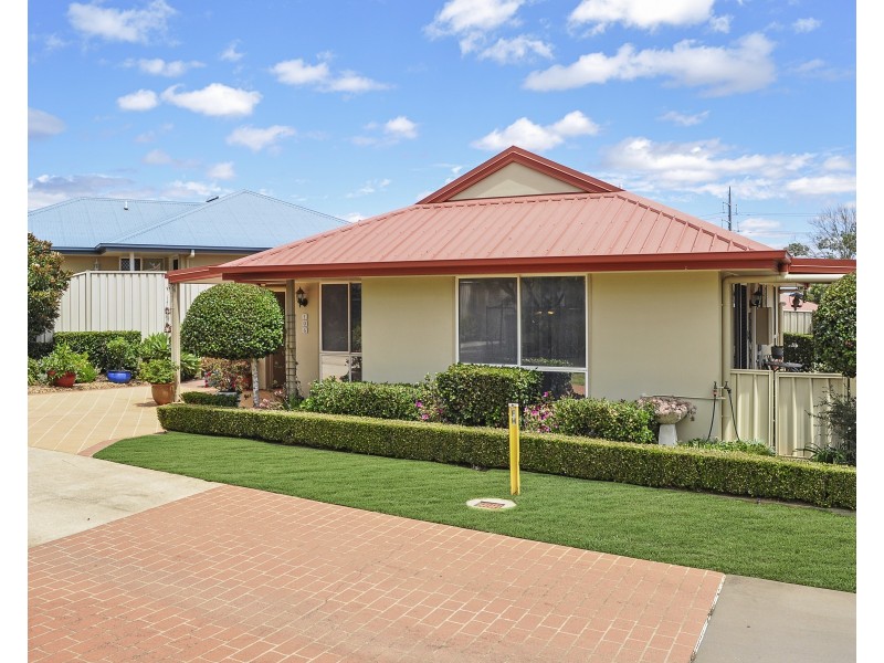 106/303 Spring Street, Kearneys Spring QLD 4350