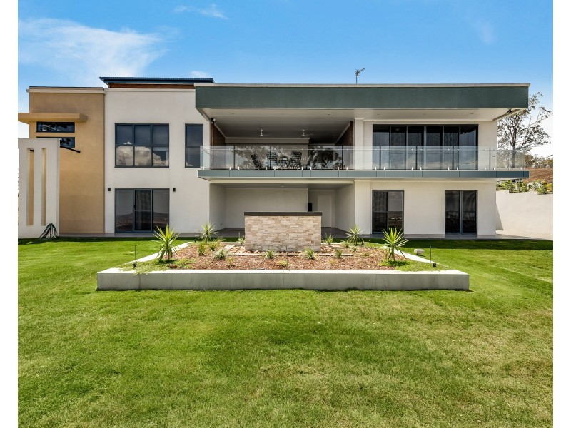 3 Timothy Drive, Vale View QLD 4352