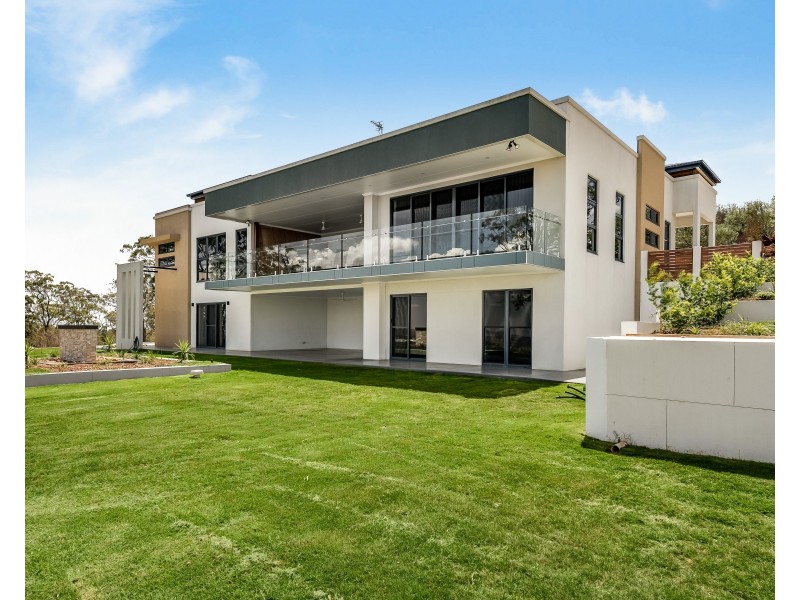 3 Timothy Drive, Vale View QLD 4352