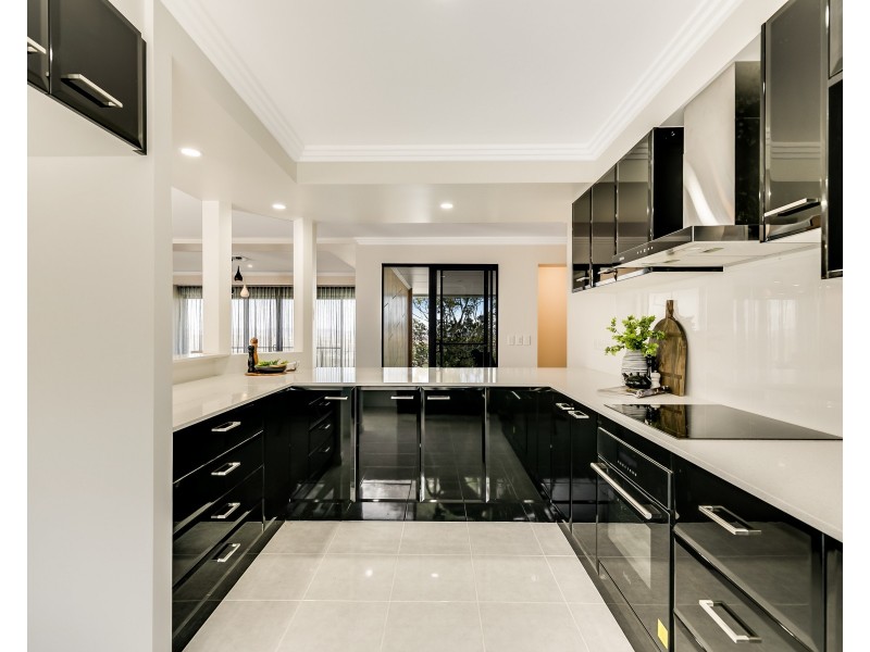 3 Timothy Drive, Vale View QLD 4352