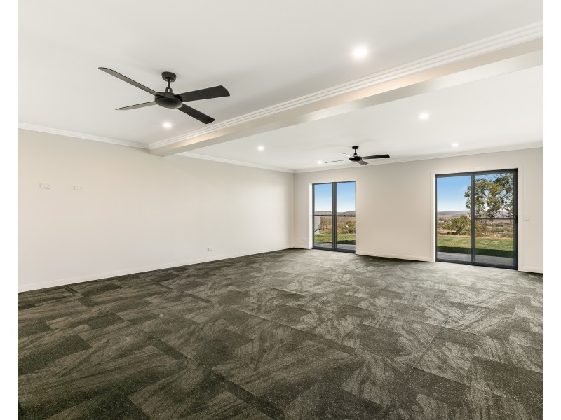 3 Timothy Drive, Vale View QLD 4352
