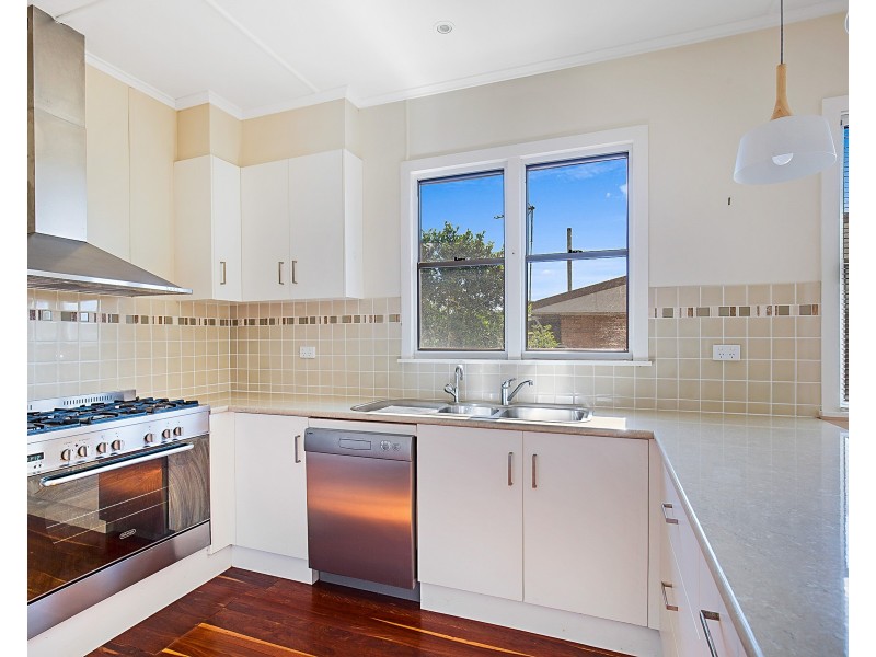 23 Merritt Street, Harristown QLD 4350