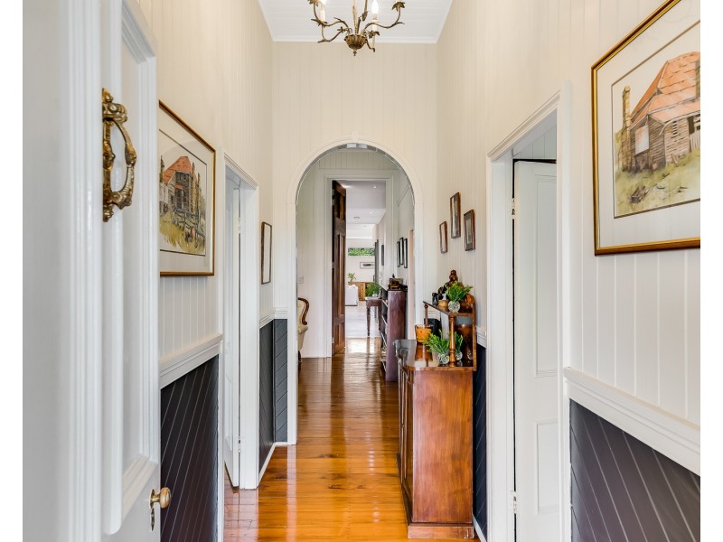 31 Gentle Street, North Toowoomba QLD 4350