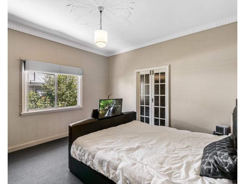 12 George Street, East Toowoomba QLD 4350