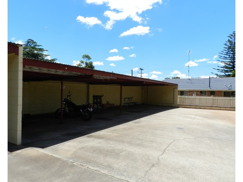 4/67 Taylor Street, Newtown QLD 4350