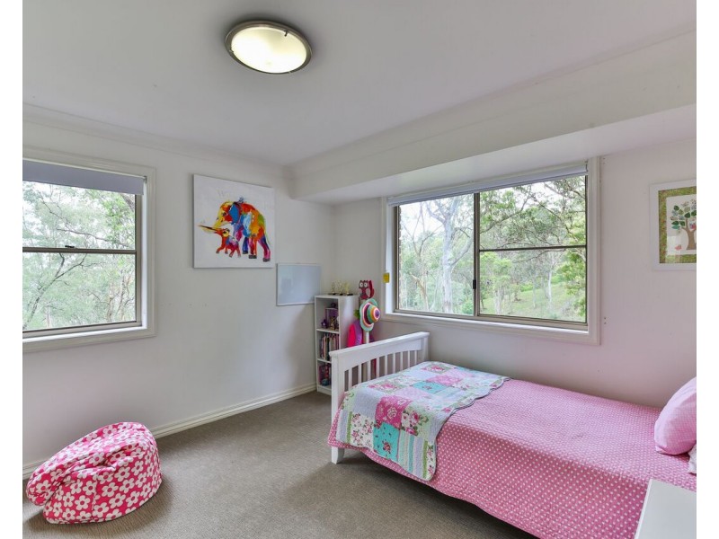 12 Inadale Court, Middle Ridge QLD 4350