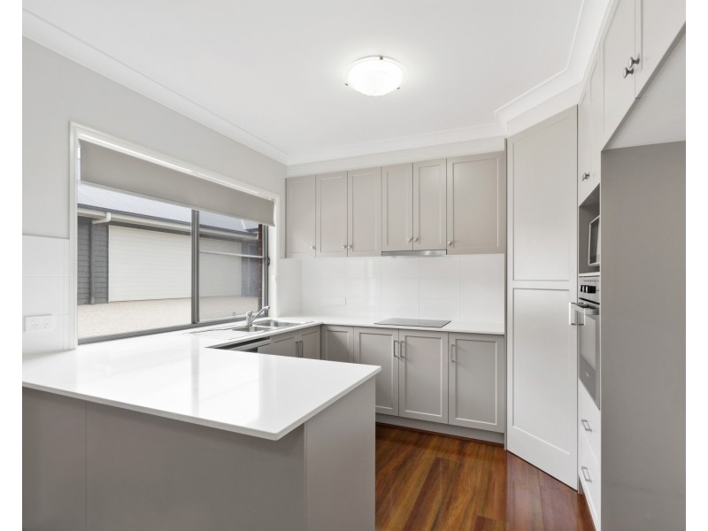 2/14 Horton Street, East Toowoomba QLD 4350