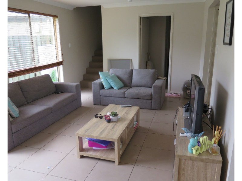 2/16 Anzac Avenue, Newtown QLD 4350