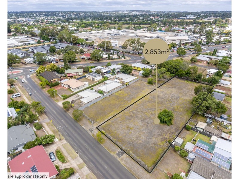 8 Hursley Road, Newtown QLD 4350