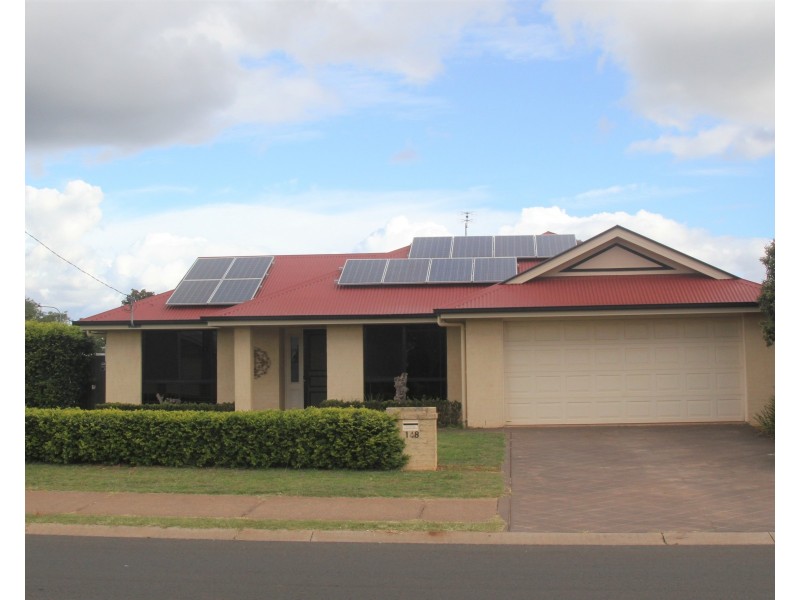 148 Spring Street, Middle Ridge QLD 4350