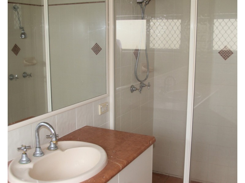 148 Spring Street, Middle Ridge QLD 4350