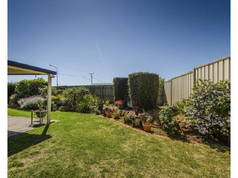 148 Spring Street, Middle Ridge QLD 4350