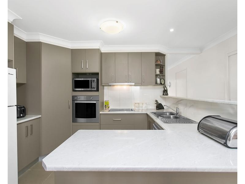 8/6 Salibusry Street, Darling Heights QLD 4350