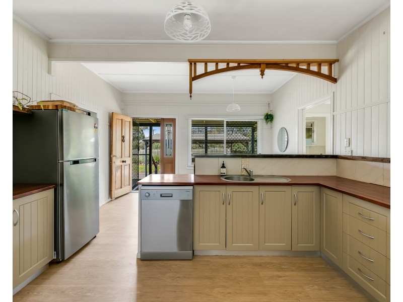 30 Butt Street, Harristown QLD 4350