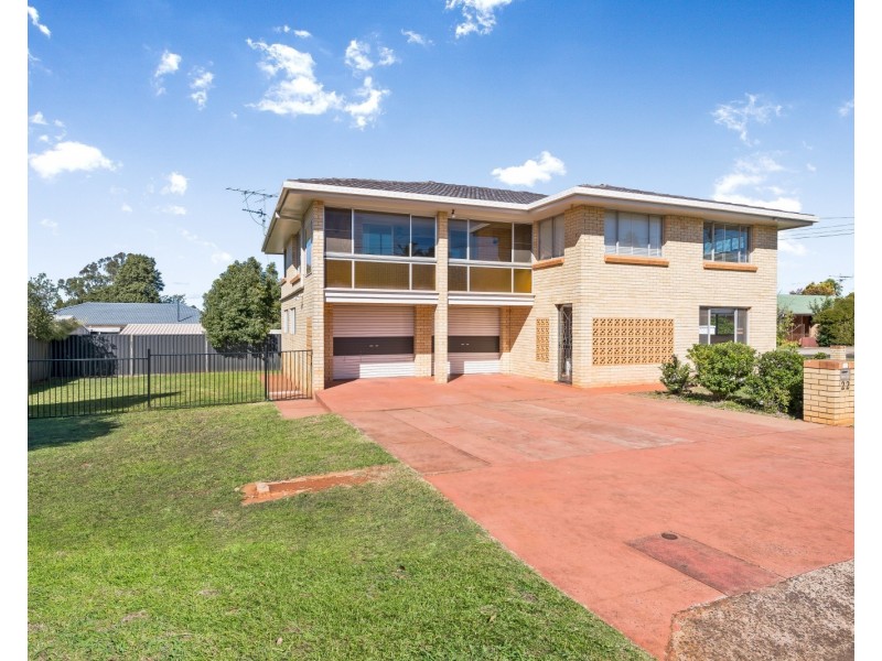 22 Prowse Street, Rockville QLD 4350