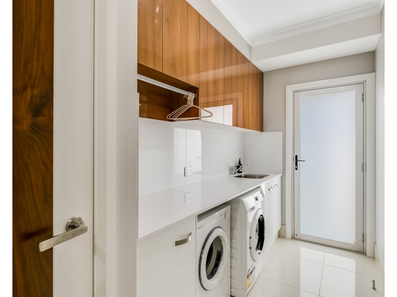 17 Daniells Close, Middle Ridge QLD 4350